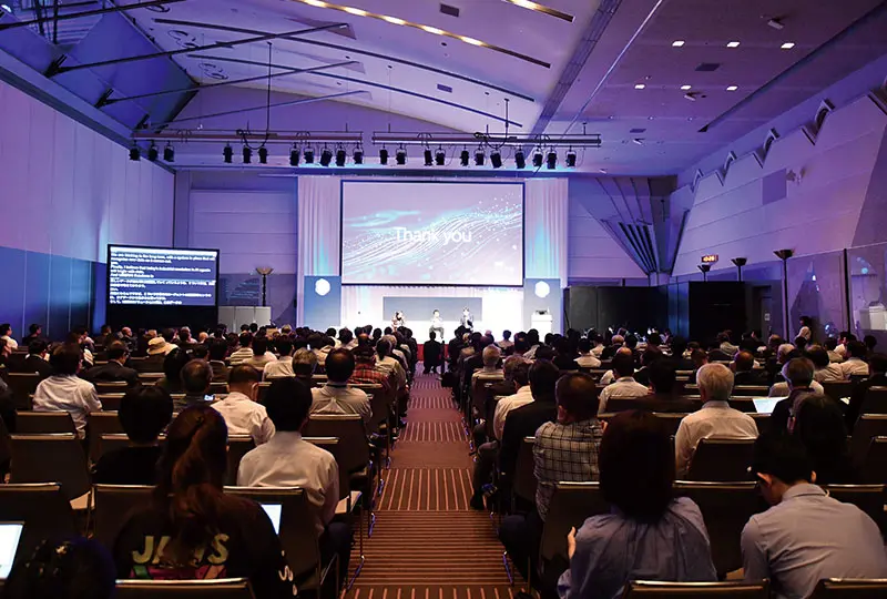 CEATEC のコンファレンス会場(公式サイト掲載の写真)
